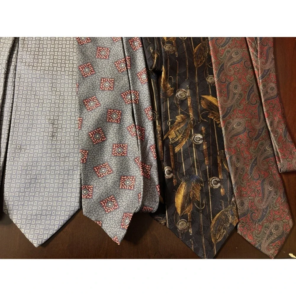 4 Men's Ties Silk Made In Italy Mix Patterns - Ferrel reed - Jos.a.Bank - Campus